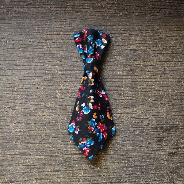 Dark Floral Tie